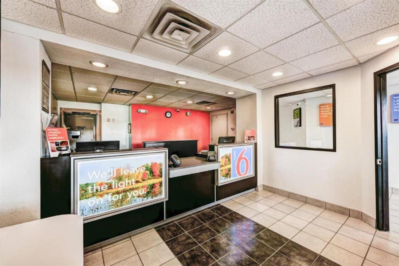 Motel 6-Niantic, Ct - New London Exteriör bild