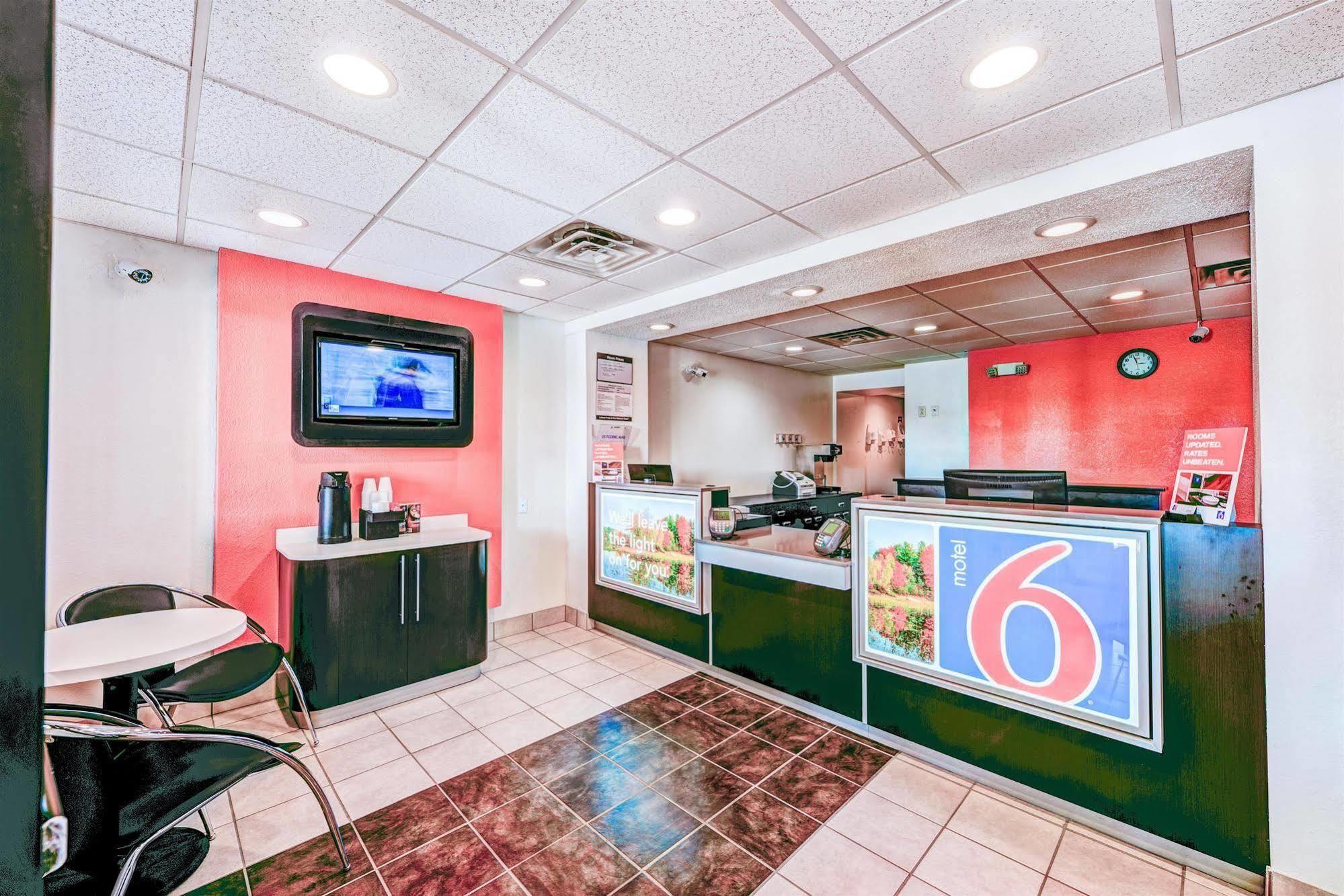 Motel 6-Niantic, Ct - New London Exteriör bild